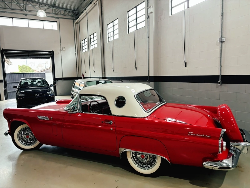 THUNDERBIRD 1956 - À VENDA